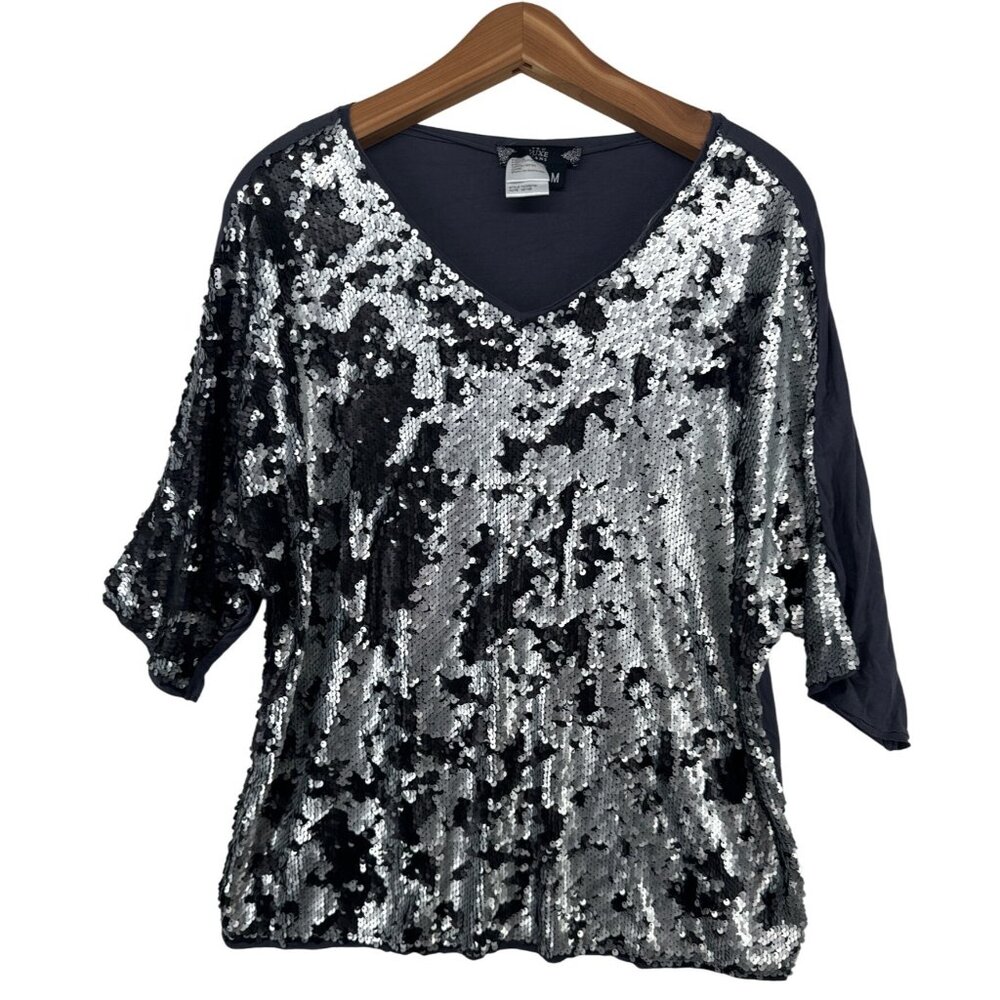 Tru Luxe Jeans Womens Top M Sequined Gray Silver 3/4 Slv Party Festival Holiday